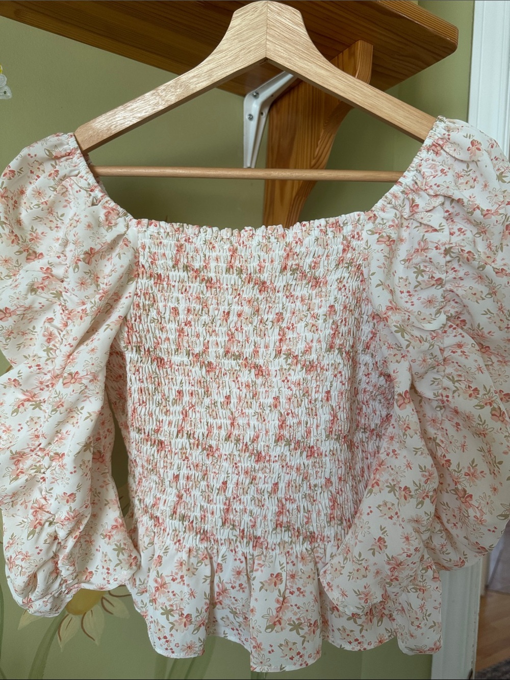 Pink Ruched Floral Top - Picture 4 of 8